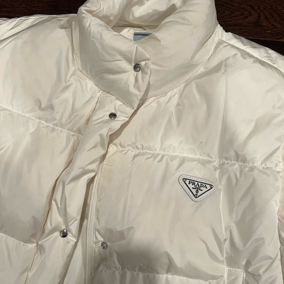 Prada White Cropped Puffer Jacket - Picture 2 of 6